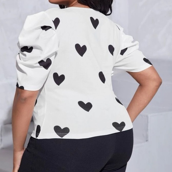 Heart print puff sleeve top - Picture 5 of 7